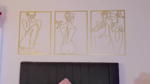 Snapshot of summer_holiday chatting on 10/23/25, 08:13 OnlyFans summer holiday online show from 10/23/25, 08:13