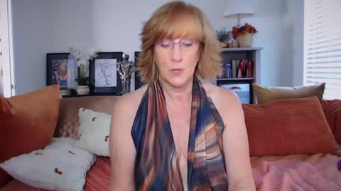 SummerKnightzzz online show from 09/13/25, 03:34