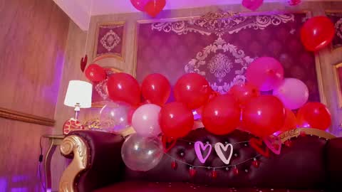       -  - online show from 02/15/25, 09:27