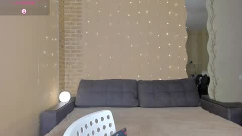 Zoya online show from 10/10/25, 03:16