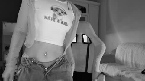 Snapshot of sun_for_you chatting on 12/02/24, 03:58 Miss Nelly online show from 12/02/24, 03:58