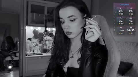 Snapshot of sun_for_you chatting on 02/04/25, 07:33 Miss Nelly online show from 02/04/25, 07:33