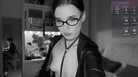 Snapshot of sun_for_you chatting on 02/24/25, 11:30 Miss Nelly online show from 02/24/25, 11:30