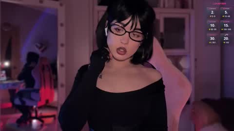 Snapshot of sun_for_you chatting on 11/14/25, 07:34 Miss Nelly online show from 11/14/25, 07:34