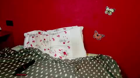 Snapshot of sunbel chatting on 03/08/25, 12:55 sunbel online show from 03/08/25, 12:55