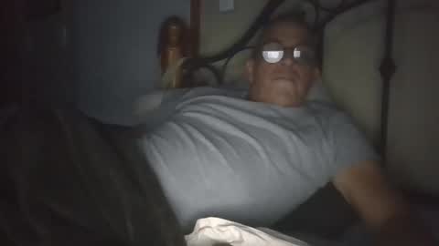 sundawg420m online show from 11/04/25, 04:22