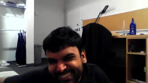 Snapshot of sundoog chatting on 04/01/26, 01:06 Sundoog online show from 04/01/26, 01:06