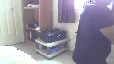 Snapshot of sundoog chatting on 04/19/26, 06:43 Sundoog online show from 04/19/26, 06:43