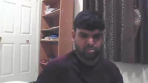 Snapshot of sundoog chatting on 05/11/26, 02:17 Sundoog online show from 05/11/26, 02:17