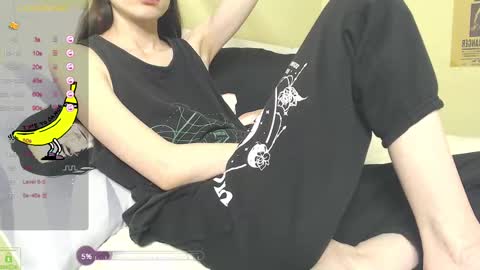Vicky online show from 02/27/25, 11:26