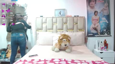 Snapshot of sunflower_dance chatting on 12/03/25, 12:40 Jeraldine online show from 12/03/25, 12:40