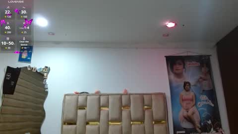 Snapshot of sunflower_dance chatting on 02/03/26, 08:41 Jeraldine online show from 02/03/26, 08:41