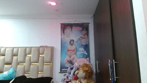 Snapshot of sunflower_dance chatting on 05/20/26, 10:38 Jeraldine online show from 05/20/26, 10:38