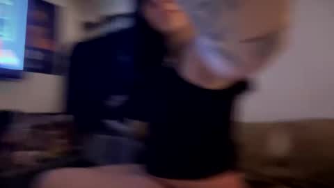 Snapshot of sunflowerxo chatting on 09/26/25, 05:44 Sofie online show from 09/26/25, 05:44