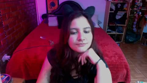 sunny online show from 12/18/24, 09:14