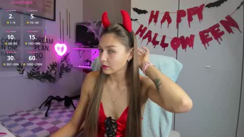 Snapshot of sunlightsofia chatting on 10/29/25, 09:38 Sofia online show from 10/29/25, 09:38