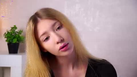 Lily online show from 06/27/26, 02:55