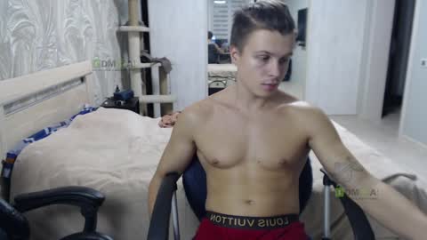 Snapshot of sunny1girl chatting on 01/08/25, 01:52 Alice and Sergey online show from 01/08/25, 01:52