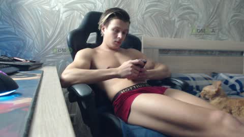 Snapshot of sunny1girl chatting on 01/08/25, 04:54 Alice and Sergey online show from 01/08/25, 04:54