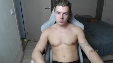 Snapshot of sunny1girl chatting on 02/12/25, 11:29 Alice and Sergey online show from 02/12/25, 11:29