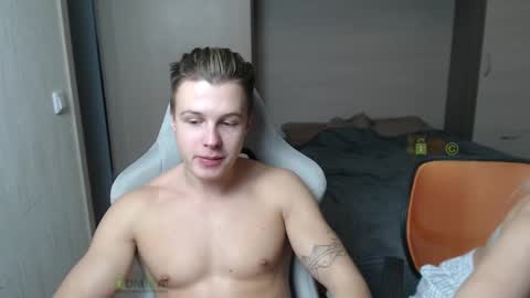 Snapshot of sunny1girl chatting on 02/12/25, 07:02 Alice and Sergey online show from 02/12/25, 07:02