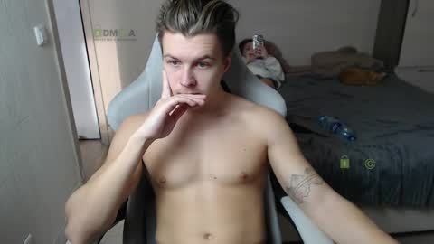 Snapshot of sunny1girl chatting on 02/25/25, 08:58 Alice and Sergey online show from 02/25/25, 08:58