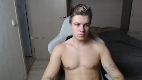 Snapshot of sunny1girl chatting on 02/28/25, 07:05 Alice and Sergey online show from 02/28/25, 07:05