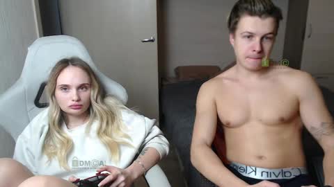 Snapshot of sunny1girl chatting on 03/12/25, 04:24 Alice and Sergey online show from 03/12/25, 04:24