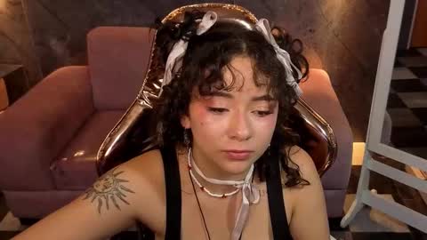 Snapshot of sunny2_b chatting on 11/07/25, 06:30 sunny2_b online show from 11/07/25, 06:30