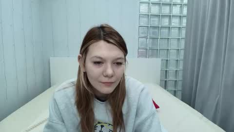 Snapshot of sunny__sammy chatting on 02/22/26, 01:18 Sammy online show from 02/22/26, 01:18