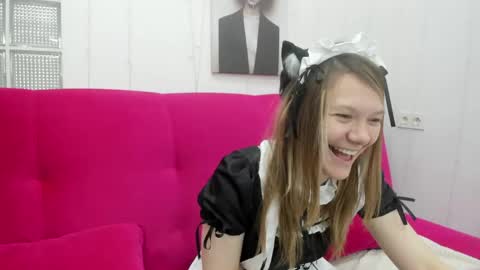 Snapshot of sunny__sammy chatting on 05/15/26, 11:12 Sammy online show from 05/15/26, 11:12