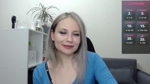 Naomi online show from 02/10/25, 09:36