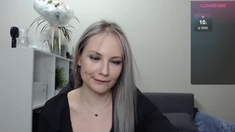 Naomi online show from 02/16/25, 08:00