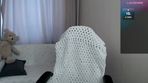 Naomi online show from 05/21/26, 05:58