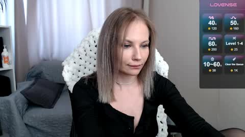 Naomi online show from 06/01/26, 05:42