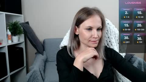 Naomi online show from 06/11/26, 04:54