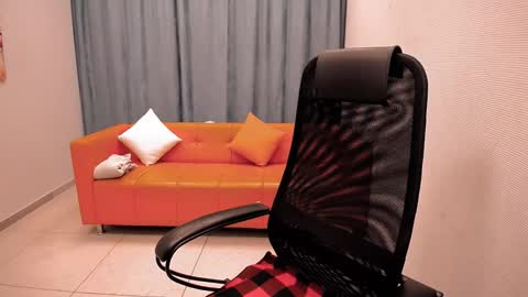 Sarah online show from 09/10/25, 06:24
