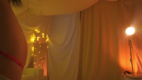 Maria online show from 02/18/25, 03:21