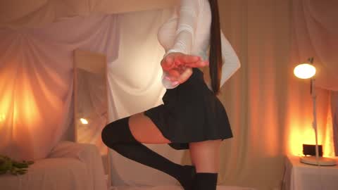 Maria online show from 10/12/25, 09:36