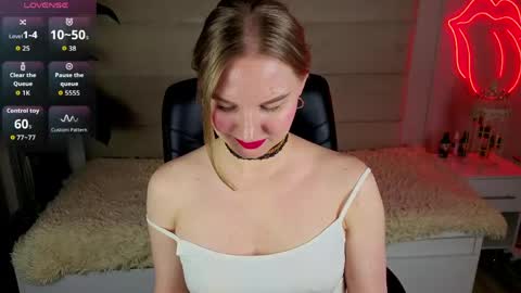 sunny_nicoleee online show from 05/22/26, 01:24