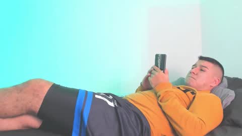 Christian Vanessa online show from 10/05/25, 12:42