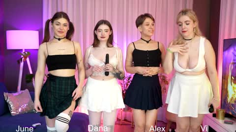 Snapshot of sunnyfia chatting on 01/31/25, 12:06 Fia  -  TG -  Mia -  Alice -  online show from 01/31/25, 12:06