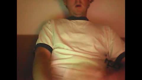 Snapshot of sunnygun0 chatting on 10/02/25, 03:52 sunnygun0 online show from 10/02/25, 03:52