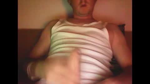 Snapshot of sunnygun0 chatting on 10/09/25, 06:39 sunnygun0 online show from 10/09/25, 06:39