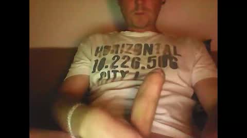 Snapshot of sunnygun0 chatting on 10/18/25, 07:36 sunnygun0 online show from 10/18/25, 07:36