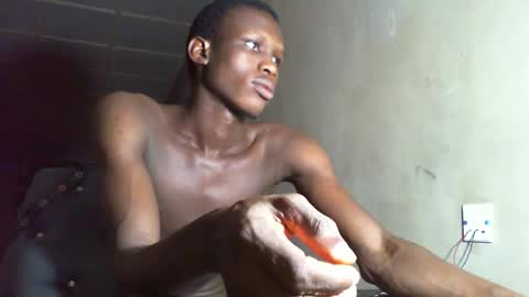 Sunnyblack2 online show from 10/15/25, 09:53