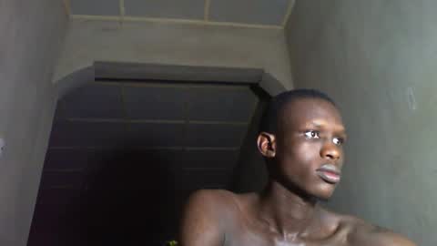 Sunnyblack2 online show from 10/26/25, 09:59