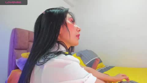 Snapshot of sunnyleonz chatting on 02/01/25, 12:18 Sunny Leon Z online show from 02/01/25, 12:18