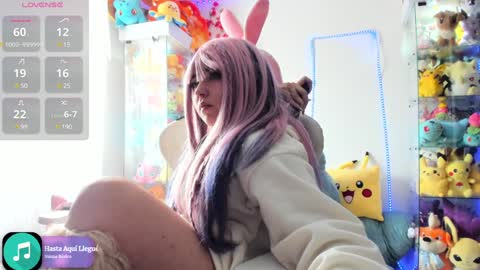     RAVENCLAU GIRL  online show from 12/18/24, 09:08