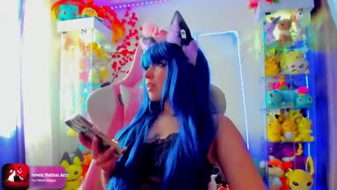     RAVENCLAU GIRL  online show from 01/08/25, 08:18